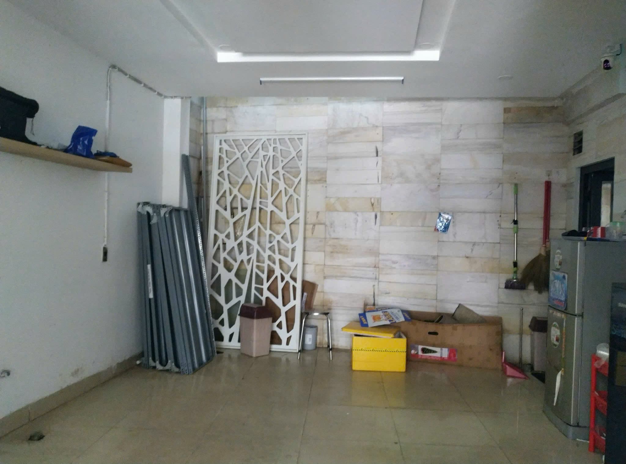 Mặt bằng kinh doanh tầng 1 tại Hoàng Hoa Thám, diện tích 84m2, phù hợp văn phòng và spa - Ảnh 3