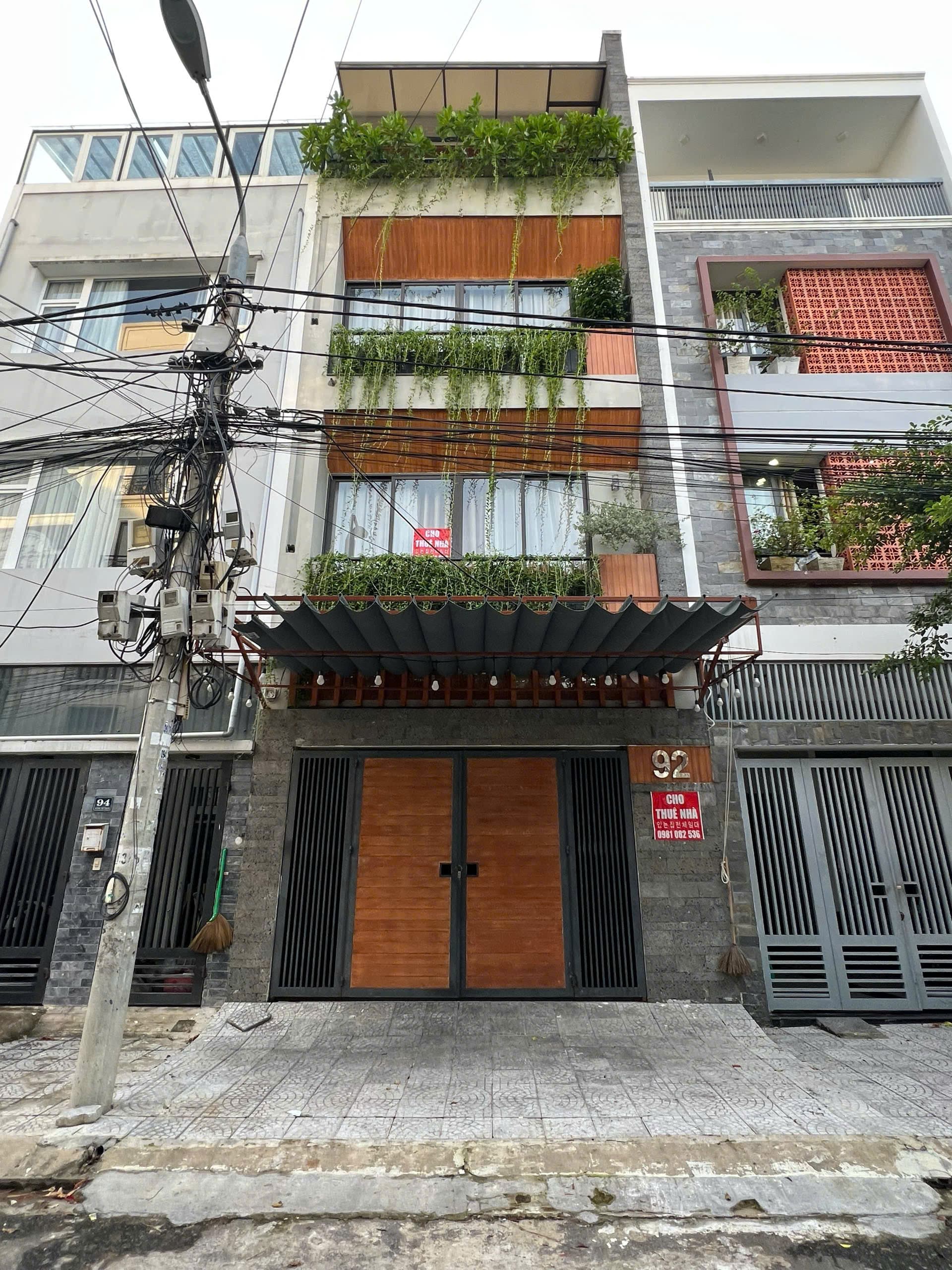 Nhà 4 tầng 75m2 đường Dương Trí Trạch, Sơn Trà, phù hợp ở hoặc văn phòng