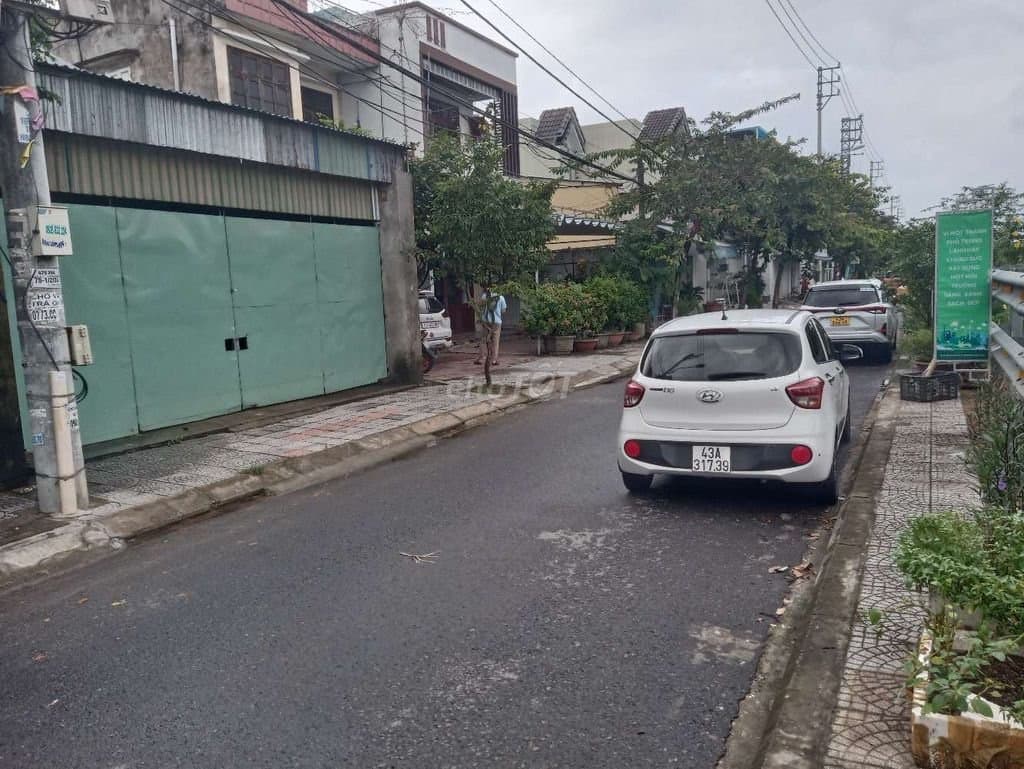 Kho bãi 270m2 tại Trường Chinh, Cẩm Lệ, nhà kho cao thoáng, tiện văn phòng