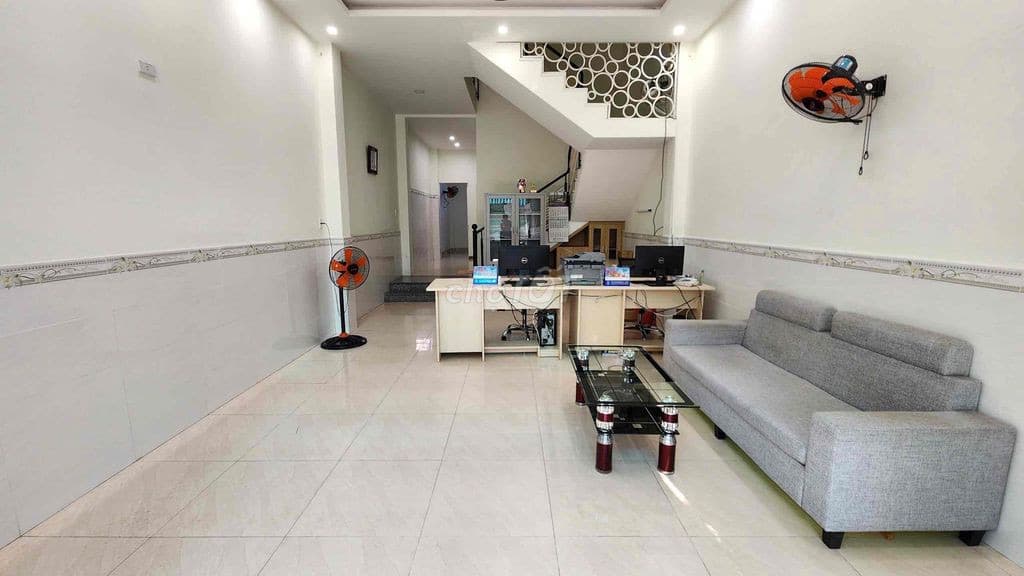 Nhà nguyên căn 2 tầng đường Phạm Thế Hiển, diện tích 70m2, phù hợp kinh doanh và văn phòng - Ảnh 2