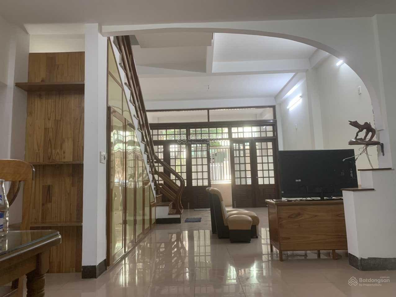 Nhà nguyên căn 3 tầng đường Đặng Tử Kính, diện tích 80m², phù hợp thuê lâu dài