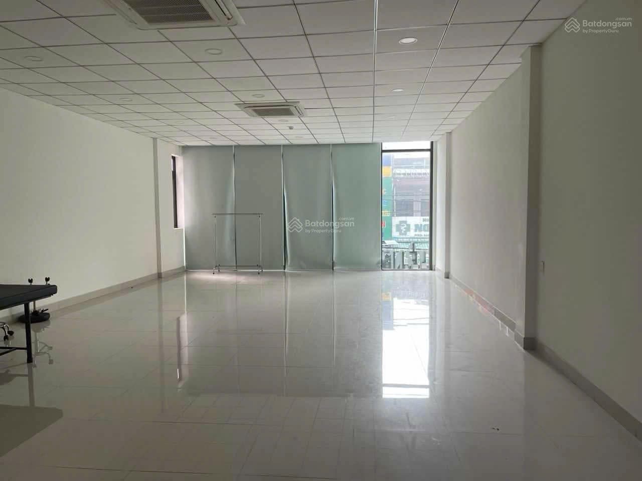 Tòa nhà 5 tầng hiện đại đường Hùng Vương, Hải Châu, diện tích 173m²/sàn, phù hợp kinh doanh - Ảnh 4