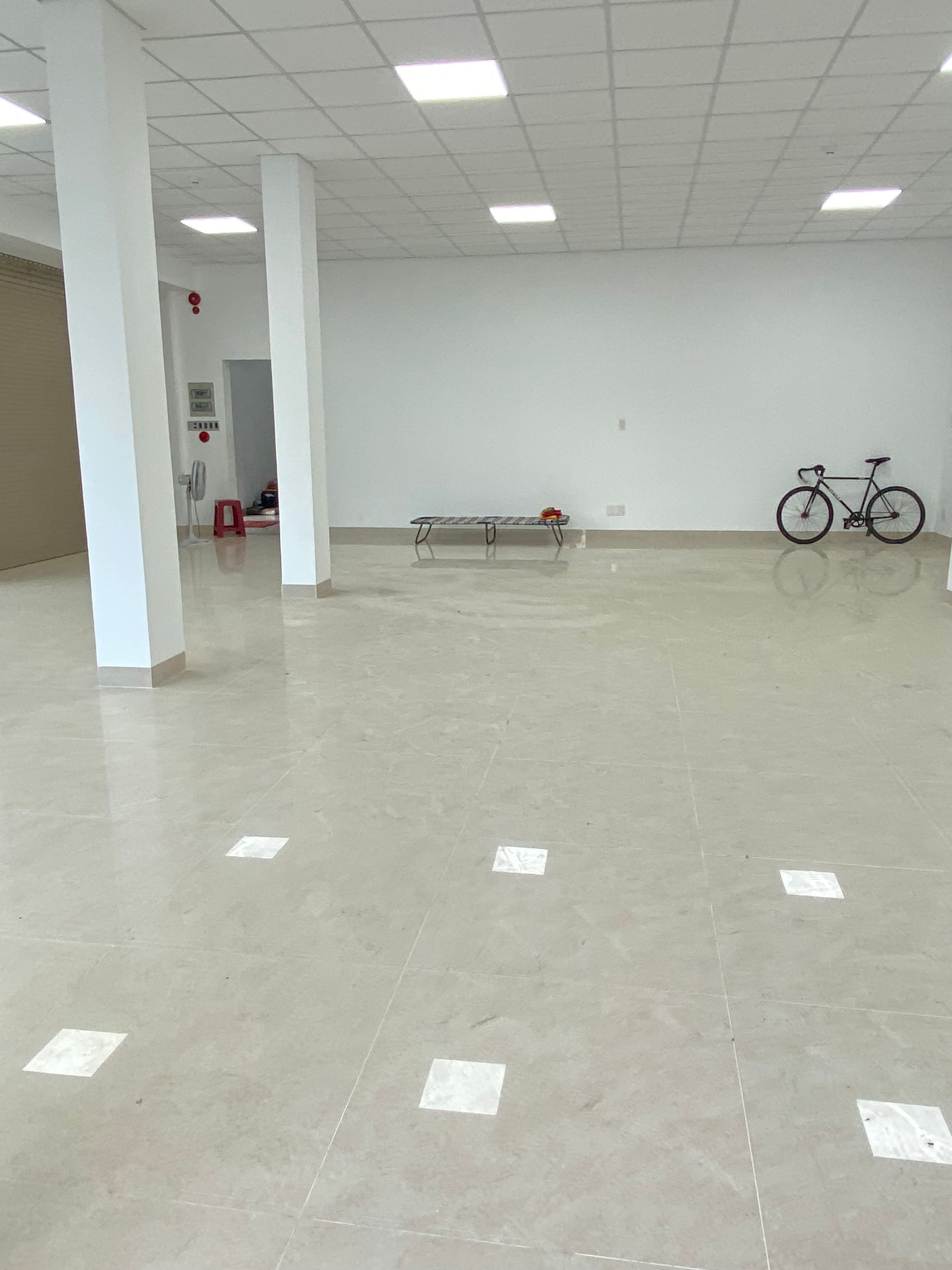 Mặt bằng kinh doanh 200m2 tại đường ĐBP, phù hợp văn phòng và cửa hàng