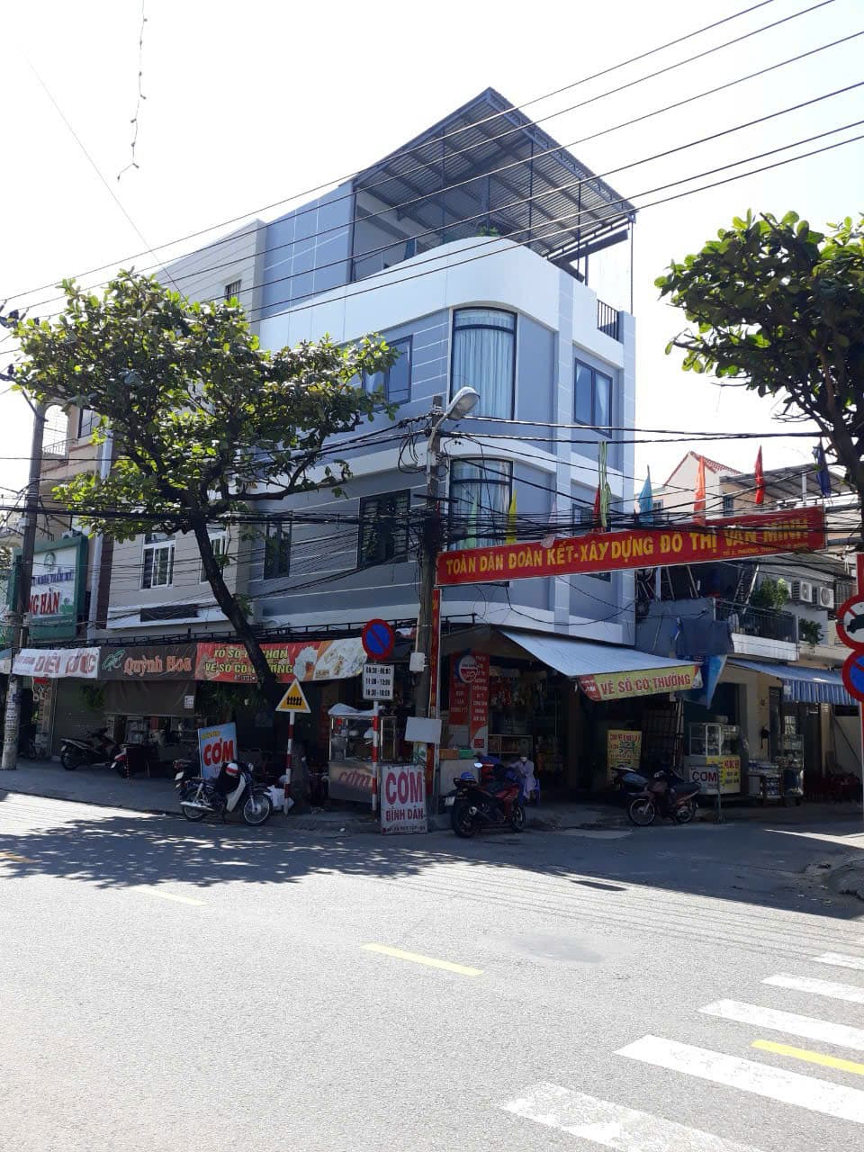 Nhà 3 tầng 2 mặt tiền đường Hà Huy Tập, diện tích 42m2, phù hợp kinh doanh