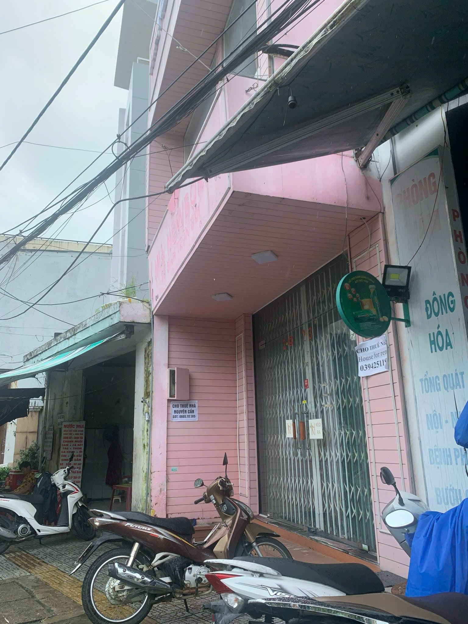 Nhà nguyên căn 2 tầng đường Phạm Văn Nghị, diện tích 88m2