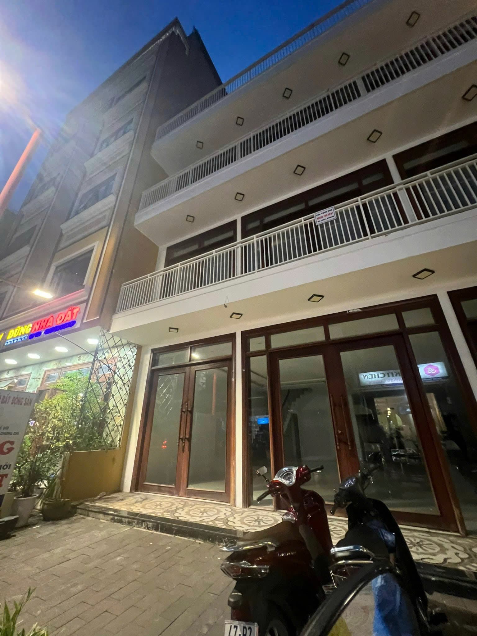 Nhà nguyên căn 3 tầng 10x18m tại An Thượng 3, Ngũ Hành Sơn, phù hợp kinh doanh
