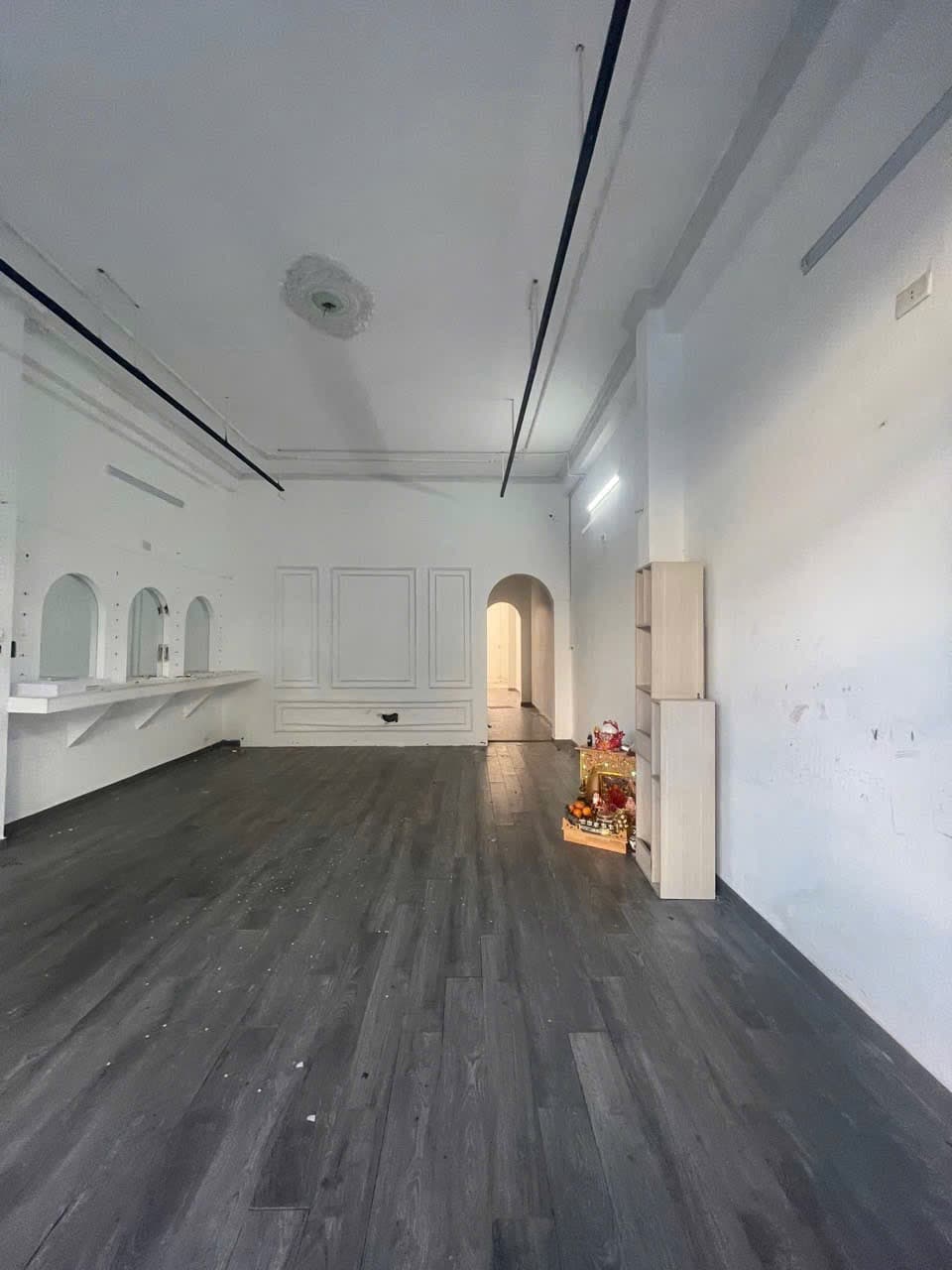 Nhà 2 tầng 105m2 tại Lương Nhữ Hộc, phù hợp văn phòng và spa
