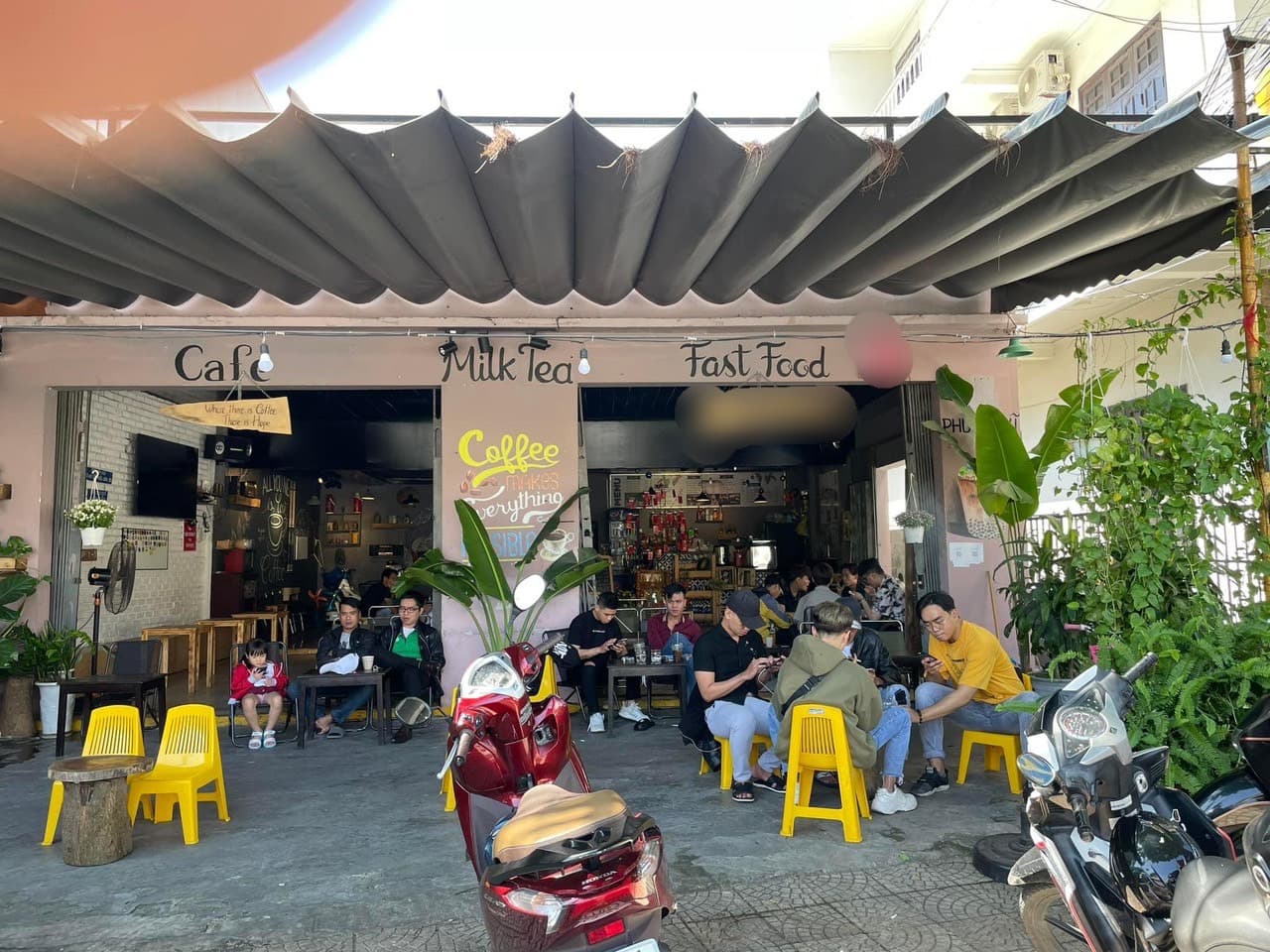 Mặt bằng kinh doanh 300m² tại Ngũ Hành Sơn, có phòng trọ phía sau, phù hợp kinh doanh đa ngành