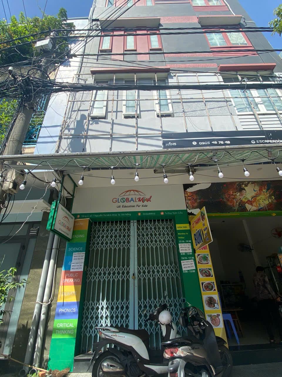 Nhà 4 tầng phù hợp ở và kinh doanh, diện tích đa dạng từng tầng