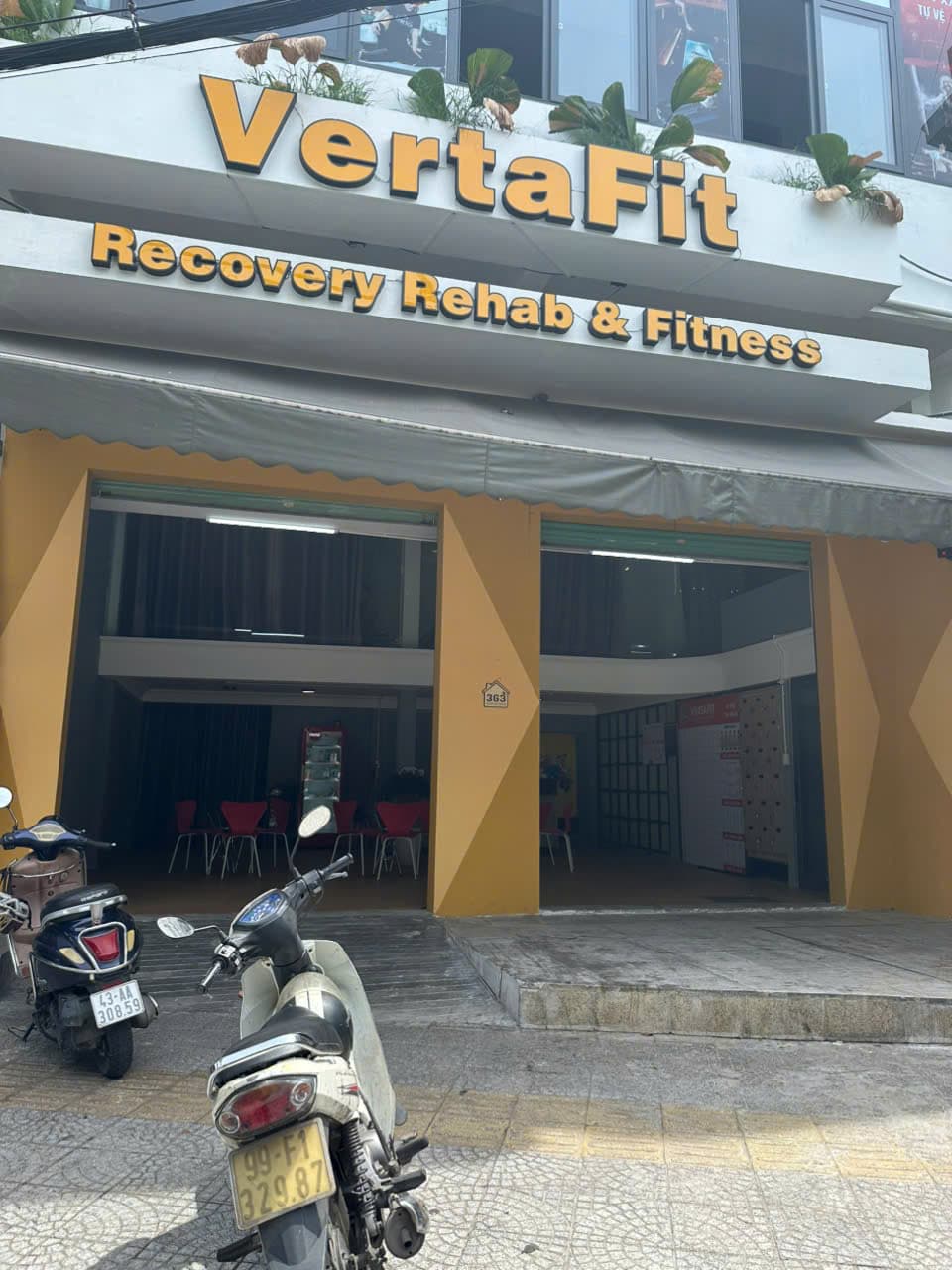 Mặt bằng kinh doanh 2,5 tầng diện tích 220m² phù hợp mở cửa hàng