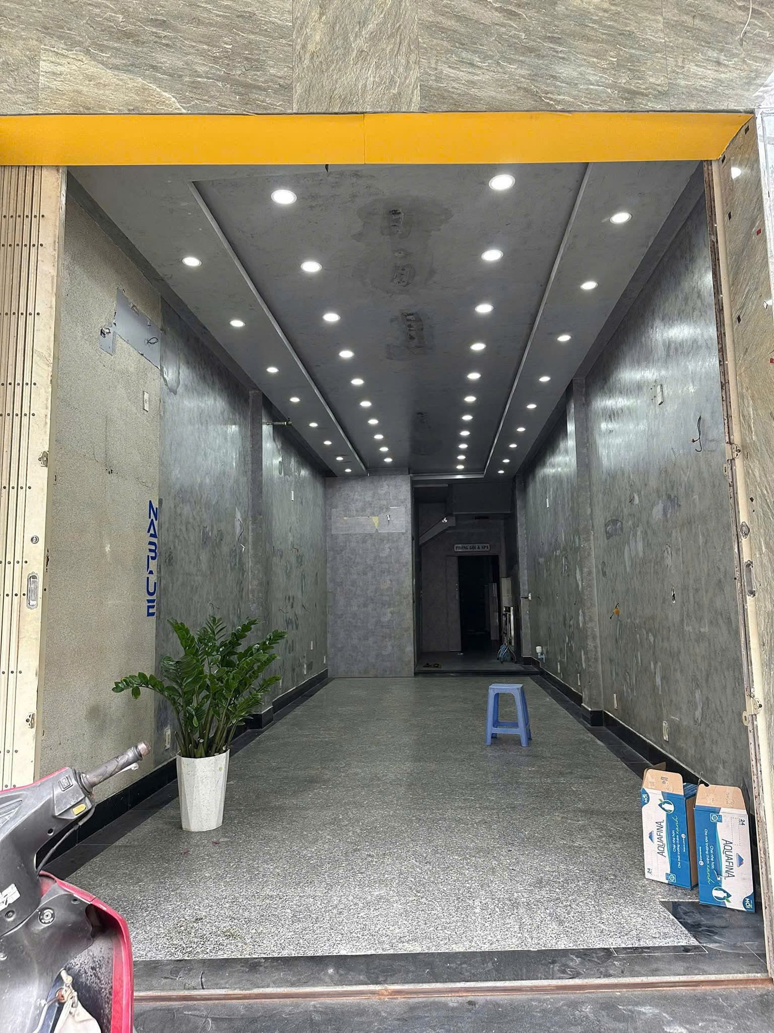 Mặt bằng trống 70m2 tại Phạm Cự Lượng, lối đi chung, không kinh doanh ăn uống