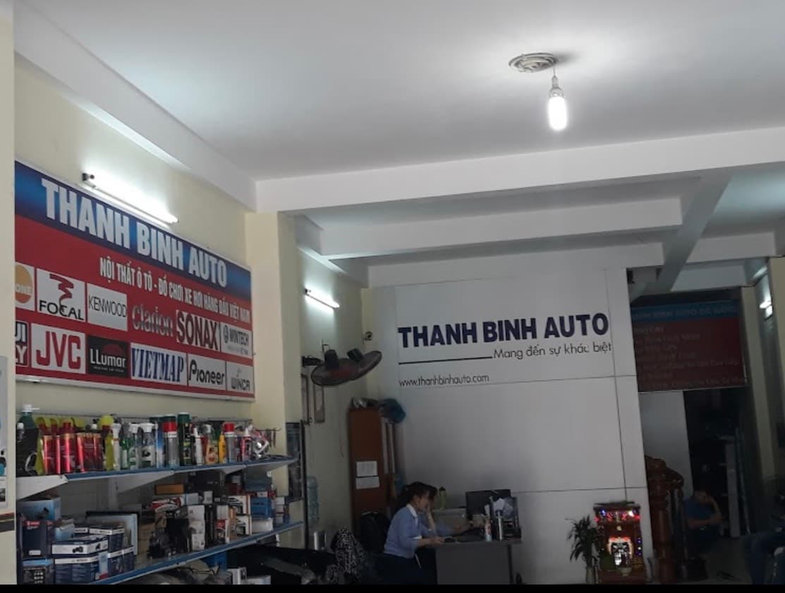 Nhà nguyên căn 4 tầng đường Nguyễn Hữu Thọ, 