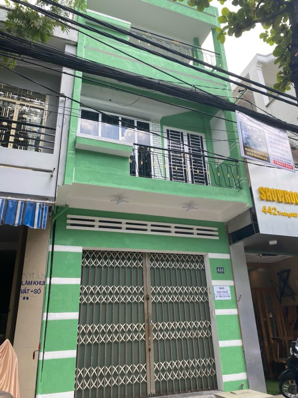 NGUYÊN CĂN 3 TẦNG TRƯNG NỮ VƯƠNG CHO THUÊ 