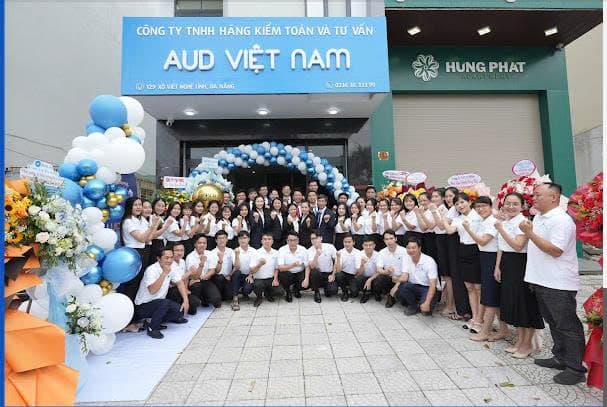 Nhà 5 tầng có thang máy tại Xô Viết Nghệ Tĩnh