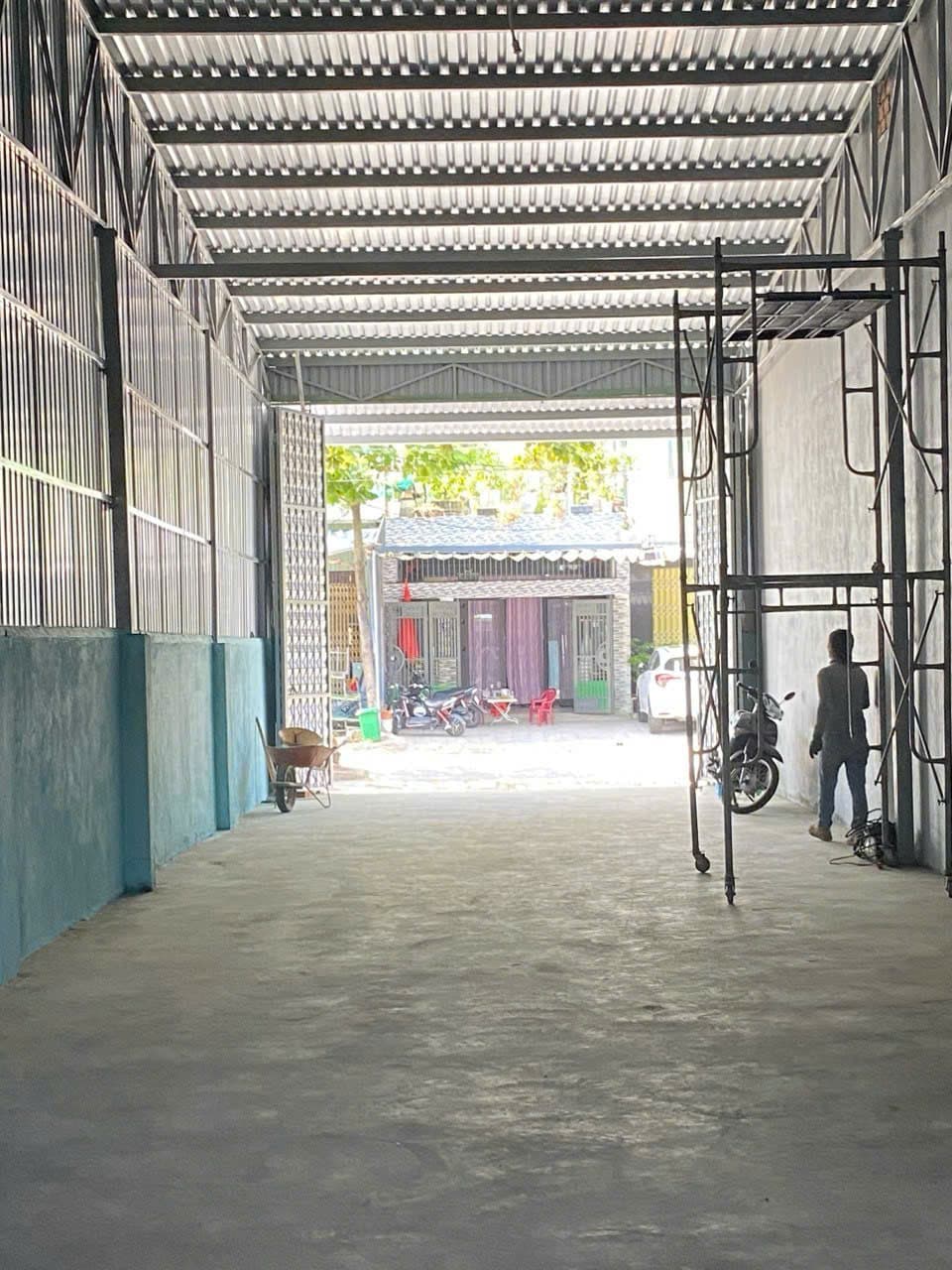 Mặt bằng kinh doanh 125m2 tại Đồng Xoài, xe container ra vào thuận tiện