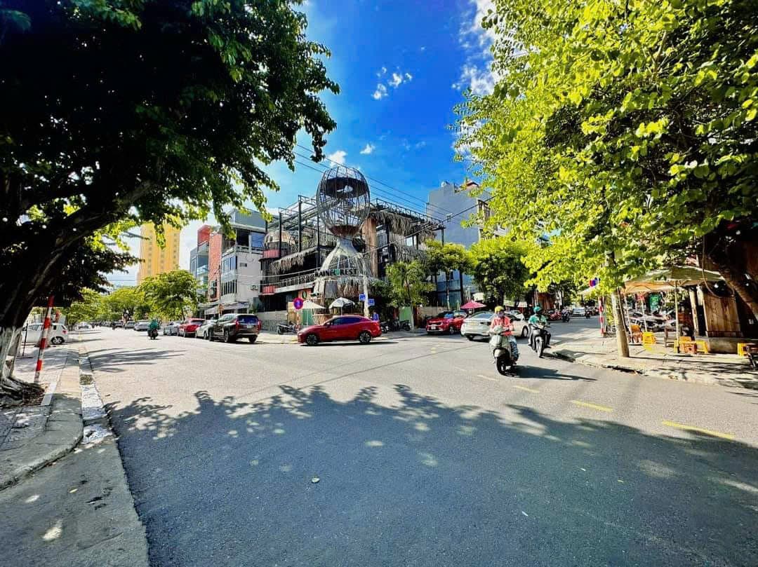 Mặt bằng kinh doanh 2 tầng tại Yên Bái - Lê Hồng Phong, diện tích 542m2, phù hợp nhà hàng và cà phê