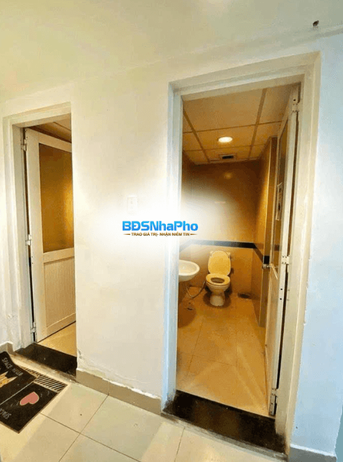 Nhà mặt tiền 2 tầng đường Phan Châu Trinh, diện tích 200m2, phù hợp kinh doanh đa ngành - Ảnh 2