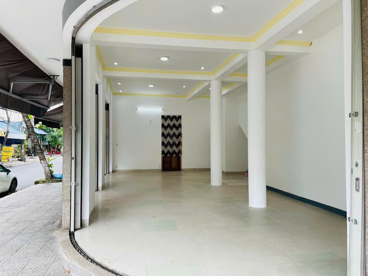 Mặt bằng cho thuê lô góc 65m2 tại Nguyễn Đình Tựu - Cù Chính Lan, phù hợp văn phòng và cà phê - Ảnh 2
