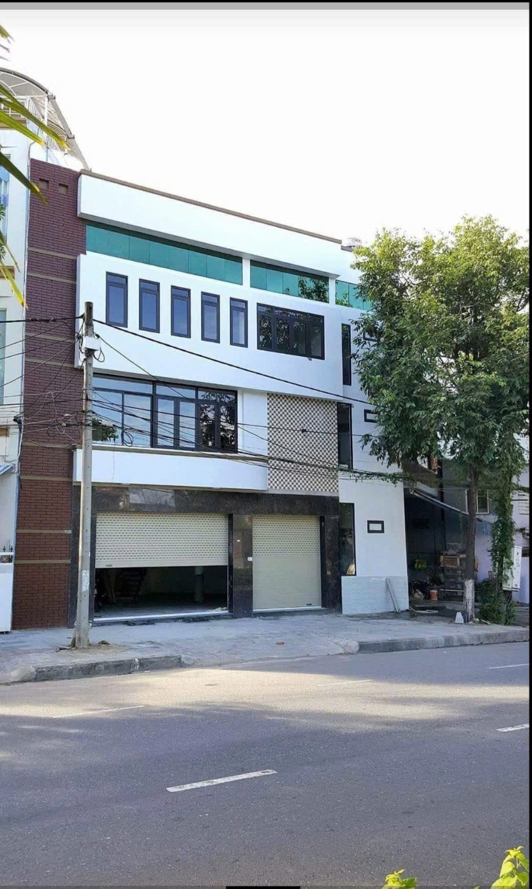 Nhà nguyên căn 3 tầng mặt tiền đường 2 tháng 9, diện tích 155m2, phù hợp kinh doanh và văn phòng - Ảnh 6