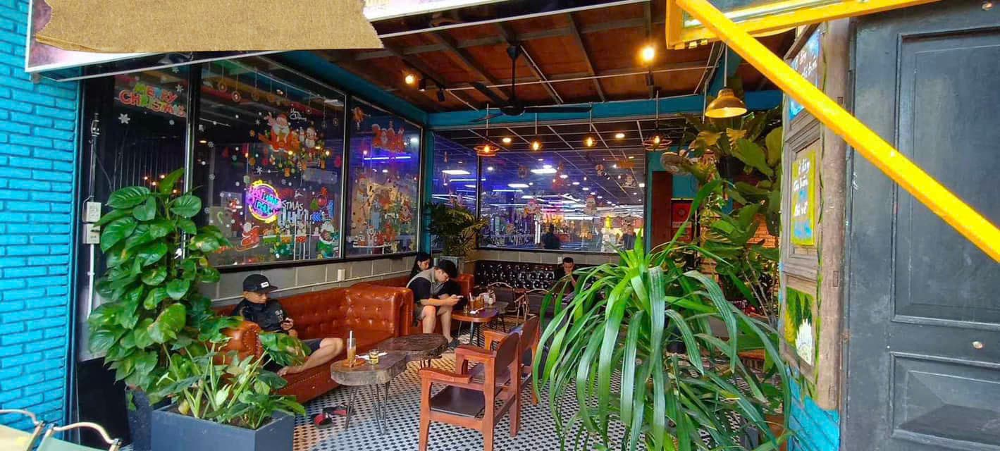 Cho thuê mặt bằng kinh doanh nguyên căn 2 tầng tại Trần Cao Vân, diện tích 200m2