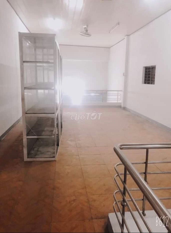 Nhà mặt tiền góc ngã tư Tôn Đức Thắng 90m2, trống suốt thuận tiện kinh doanh - Ảnh 4
