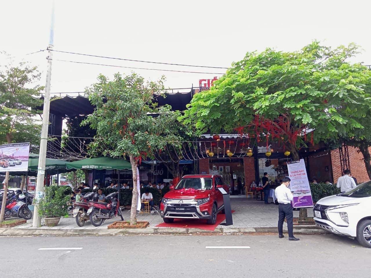 Mặt bằng kinh doanh 300m2 tại Mẹ Thứ, phù hợp cho thuê hoặc sang quán cà phê