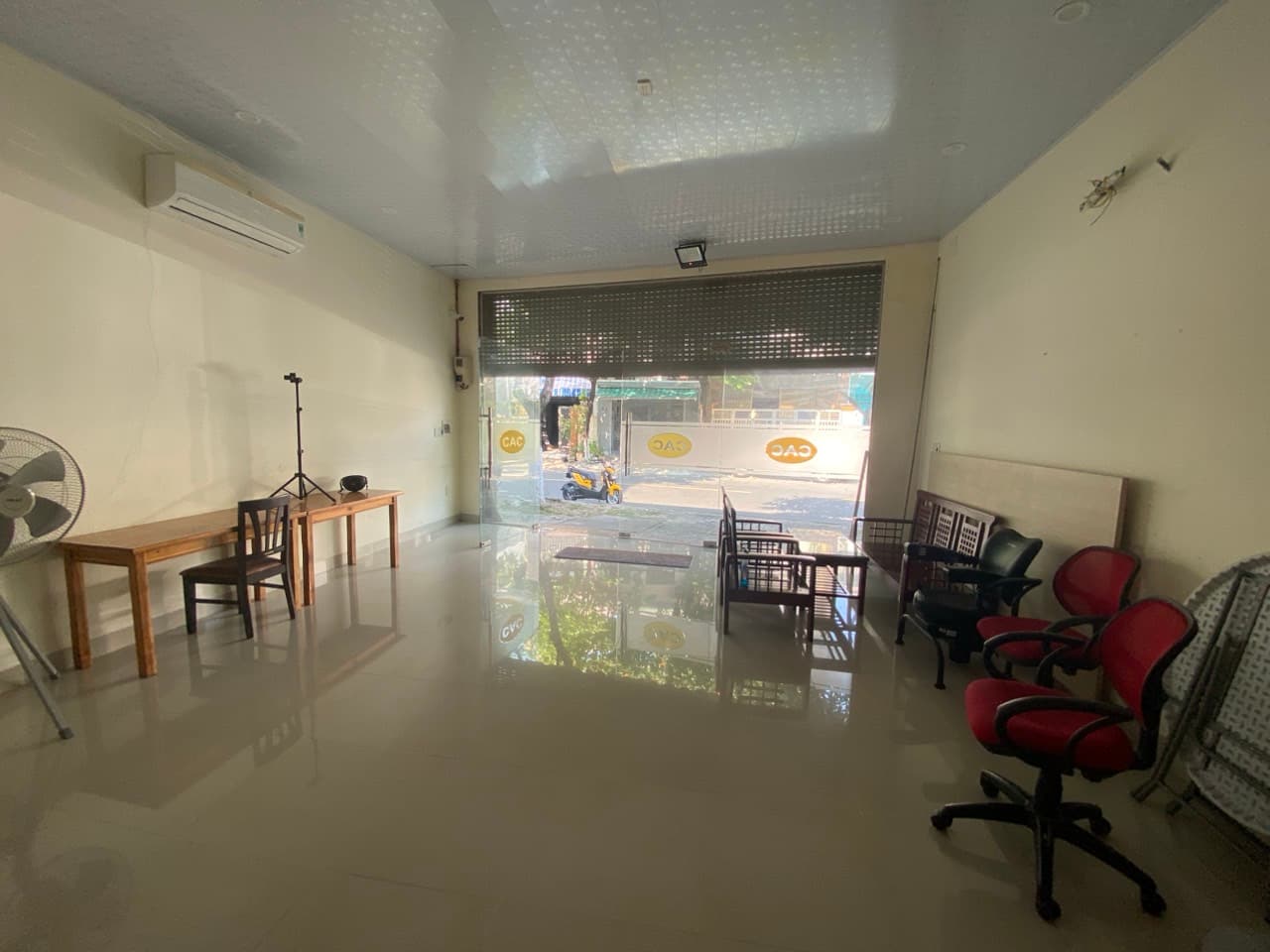 Mặt bằng kinh doanh 42m2 tại Mai Am, quận Hải Châu, có 1 nhà vệ sinh - Ảnh 2