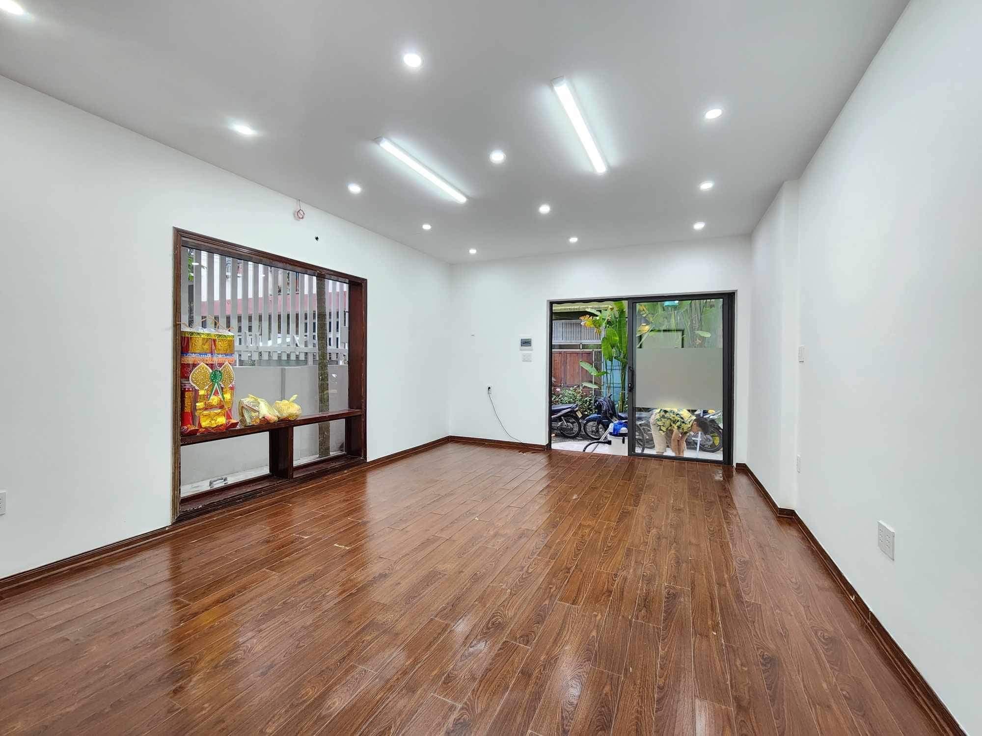 Nhà 3 tầng mặt tiền 9m đường Lý Tự Trọng, quận Hải Châu, phù hợp kinh doanh và văn phòng - Ảnh 5