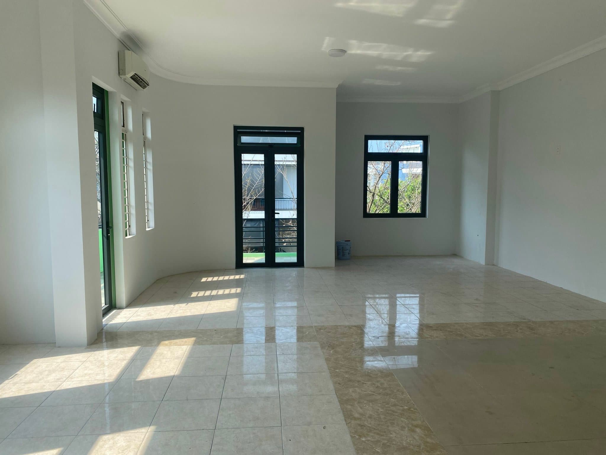 Mặt bằng trống suốt 3 tầng tại Tiểu La - Lương Nhữ Hộc, phù hợp văn phòng và kinh doanh - Ảnh 3