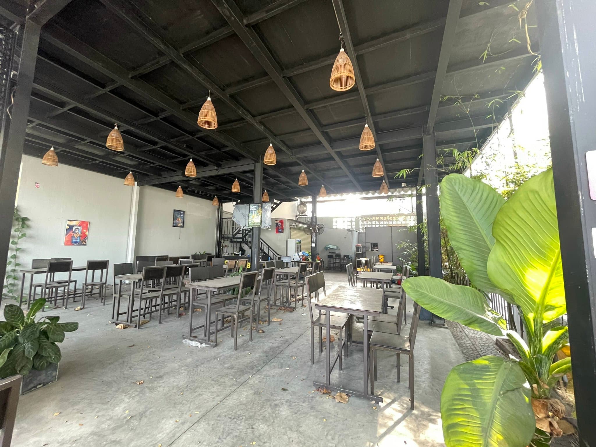 Mặt bằng kinh doanh cho thuê nguyên căn tại Chương Dương, diện tích 200m²