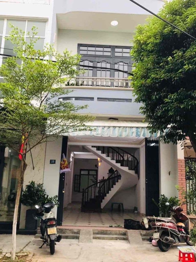 Nhà 2 tầng 80m2 tại Nguyễn Cư Trinh, Hải Châu, phù hợp kinh doanh và ở gia đình
