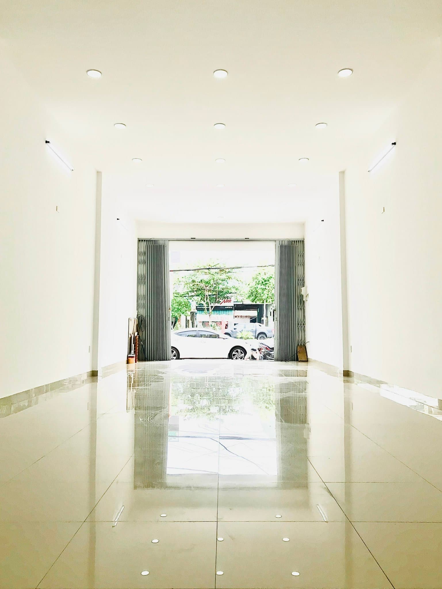 Nhà nguyên căn mặt tiền Ngô Quyền 150m2 phù hợp kinh doanh và ở