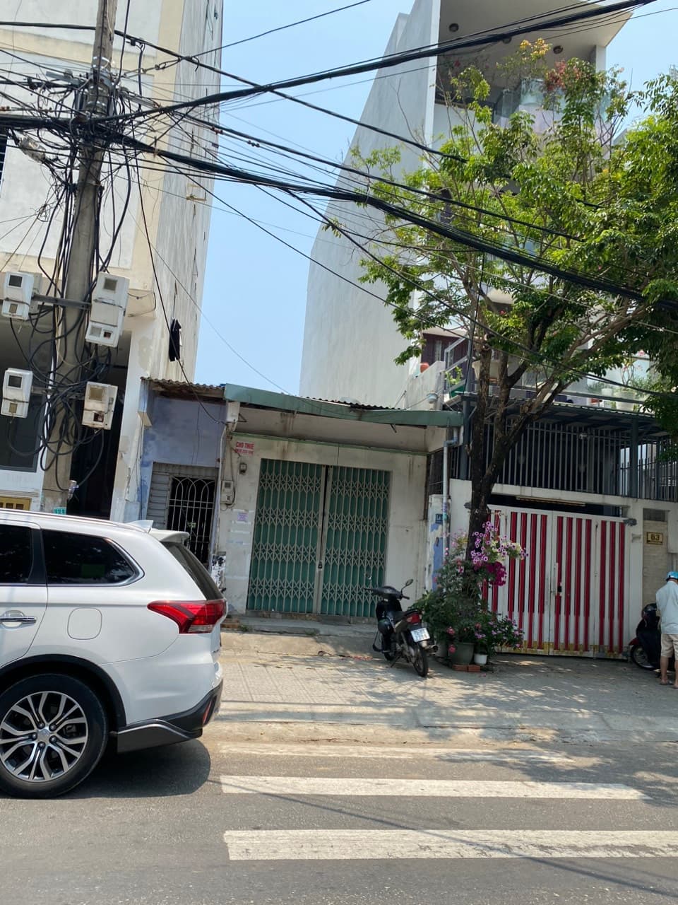 Nhà ở 100m² tại Hoàng Kế Viêm, quận Ngũ Hành Sơn, phù hợp để ở hoặc kinh doanh