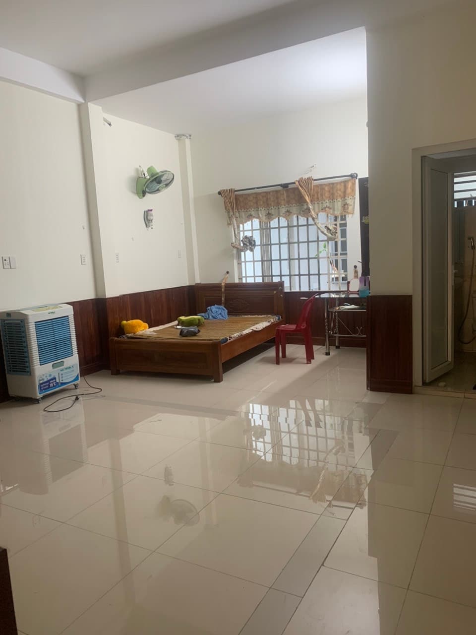 Nhà nguyên căn 3 tầng Xuân Thủy, diện tích 100m2, phù hợp để ở hoặc kinh doanh - Ảnh 6