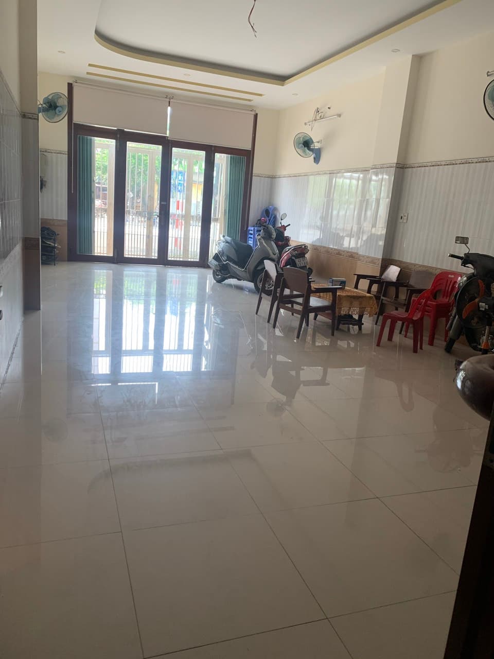Nhà nguyên căn 3 tầng Xuân Thủy, diện tích 100m2, phù hợp để ở hoặc kinh doanh - Ảnh 8