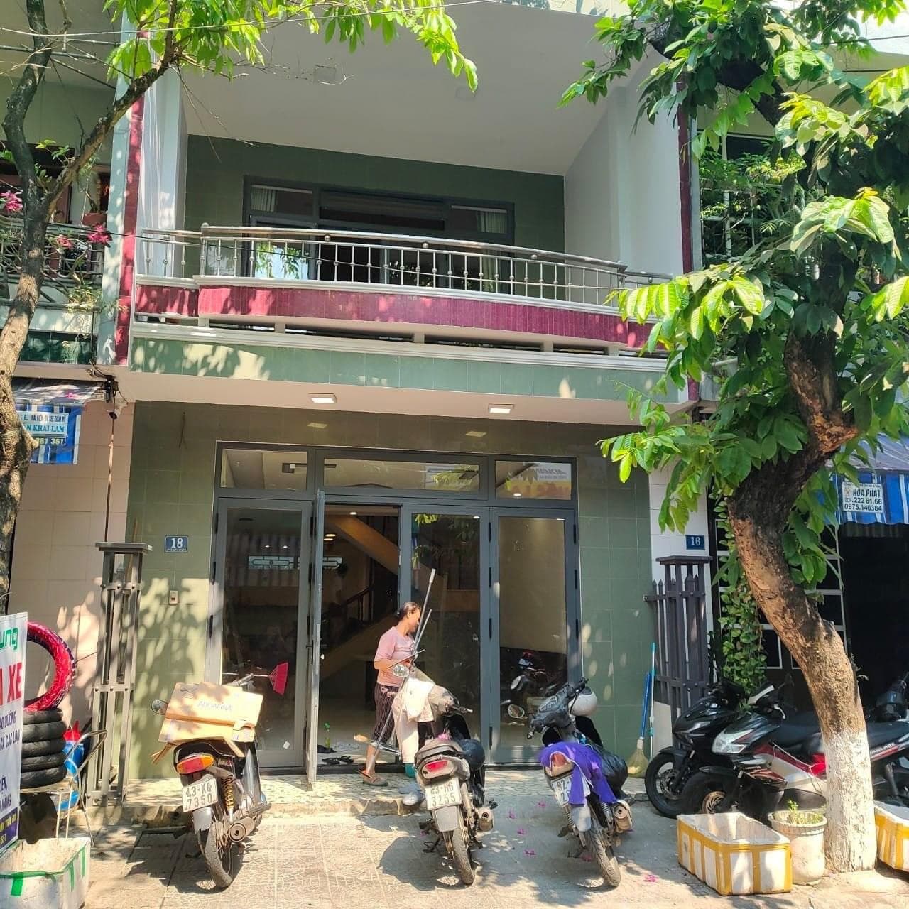 Nhà 2 tầng đường Phan Bôi, diện tích 85m2 đất, phù hợp kinh doanh và làm spa