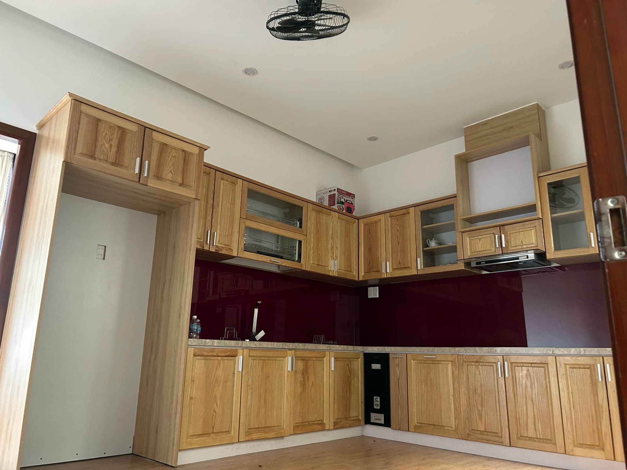 Nhà nguyên căn 3 tầng đường Bà Huyện Thanh Quan, diện tích 100m2, phù hợp để ở - Ảnh 4