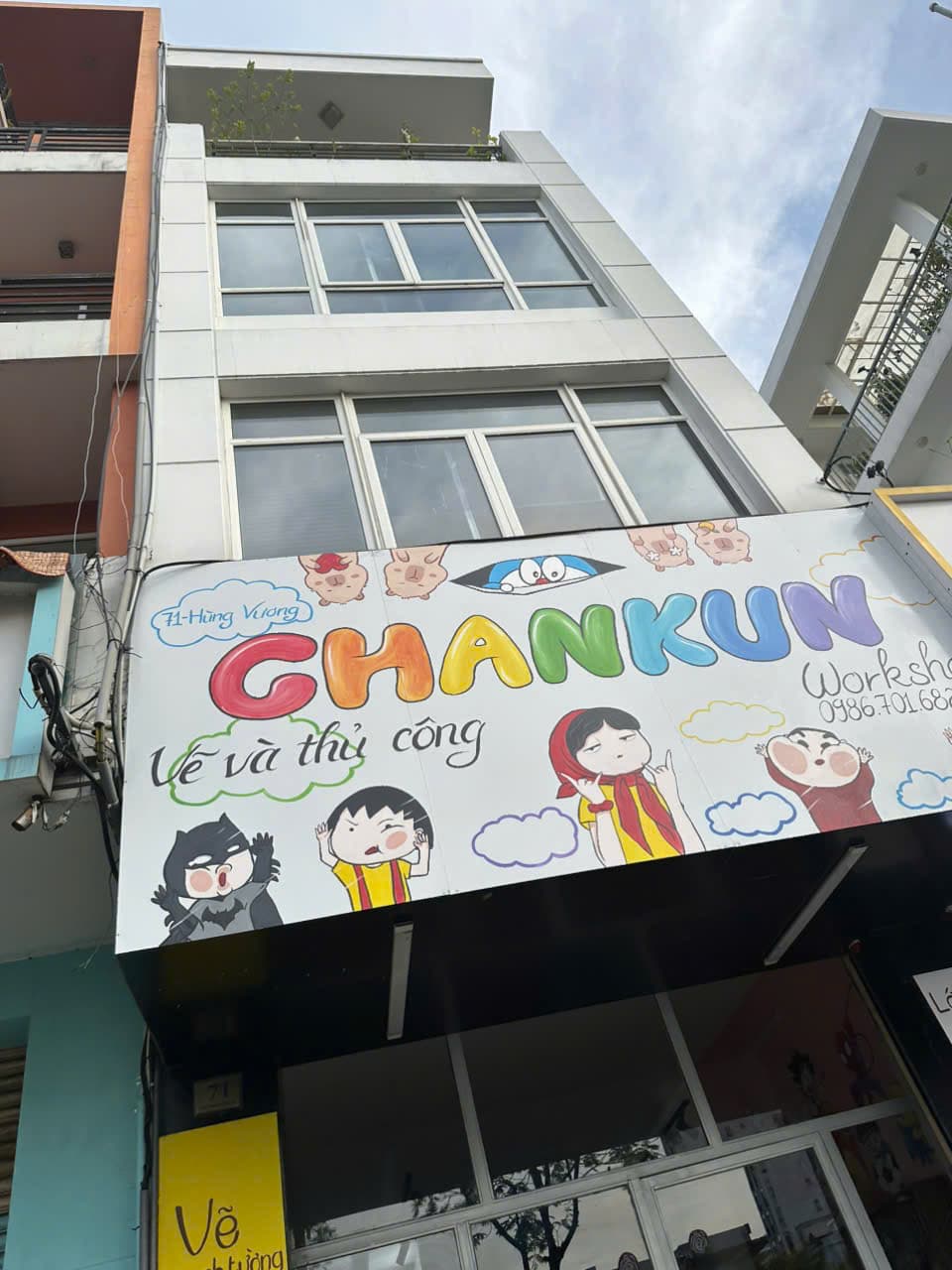 Mặt bằng kinh doanh trống suốt 100m2 tại Hùng Vương, thuận tiện mở shop