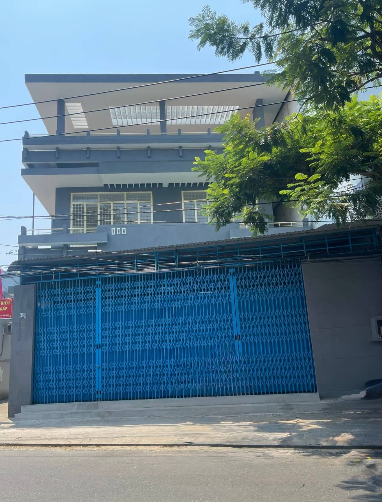 Nhà nguyên căn 4,5 tầng đường Trưng Nữ Vương, diện tích 250m2, sử dụng 1000m2