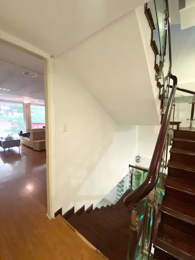 Nhà nguyên căn 5 tầng tại Chính Hữu, diện tích 70m2, phù hợp kinh doanh và sinh hoạt không thang máy khu phố Hàn