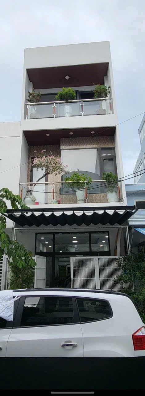 Nhà nguyên căn 4 tầng đường Phạm Tu, diện tích 60m2, phù hợp ở và kinh doanh
