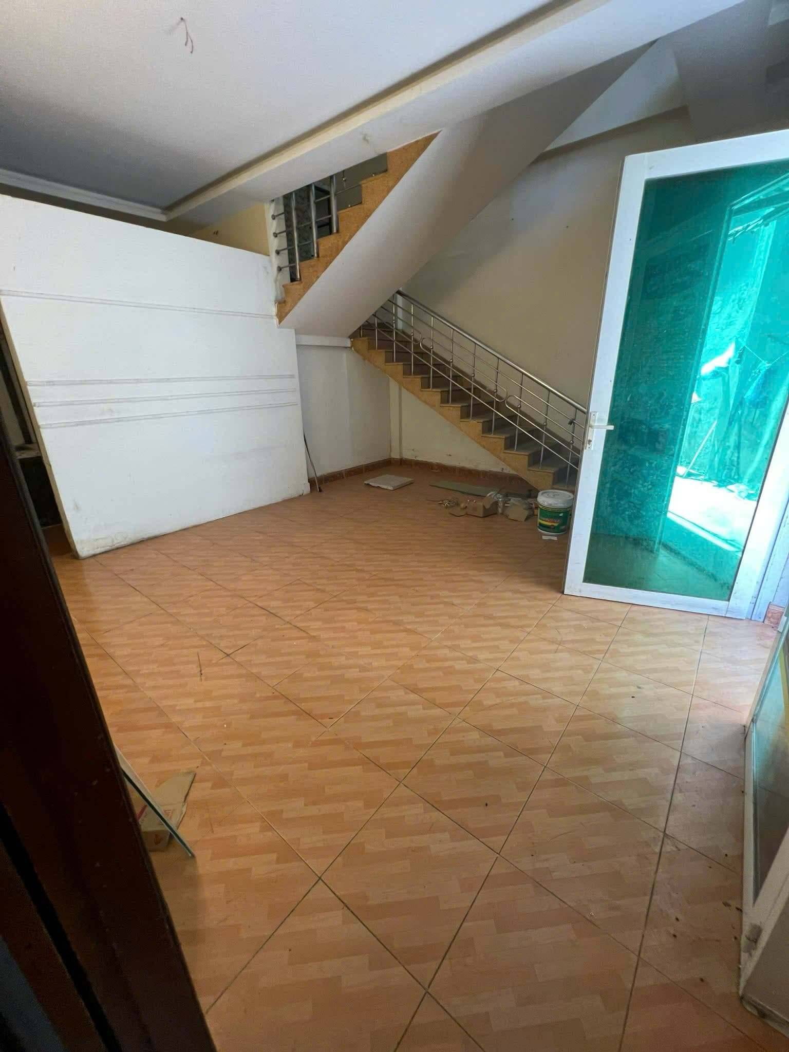 Mặt bằng kinh doanh 30m2 có gác lửng tại Yên Bái, phù hợp mở quán cà phê - Ảnh 3