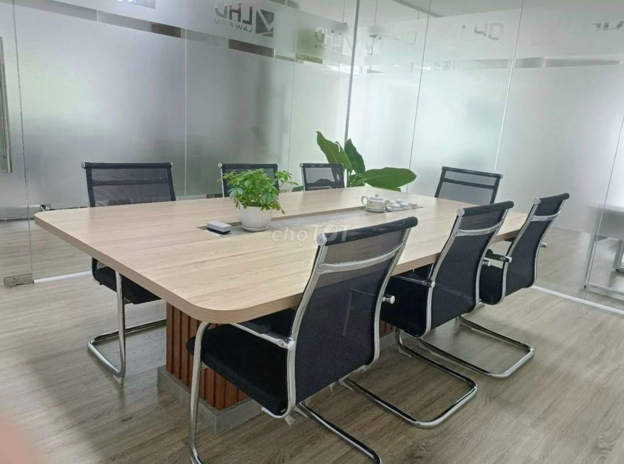 VĂN PHÒNG 120M2 SẴN NỘI THẤT TẠI TẦNG 3 TÒA NHÀ NÚI THÀNH 