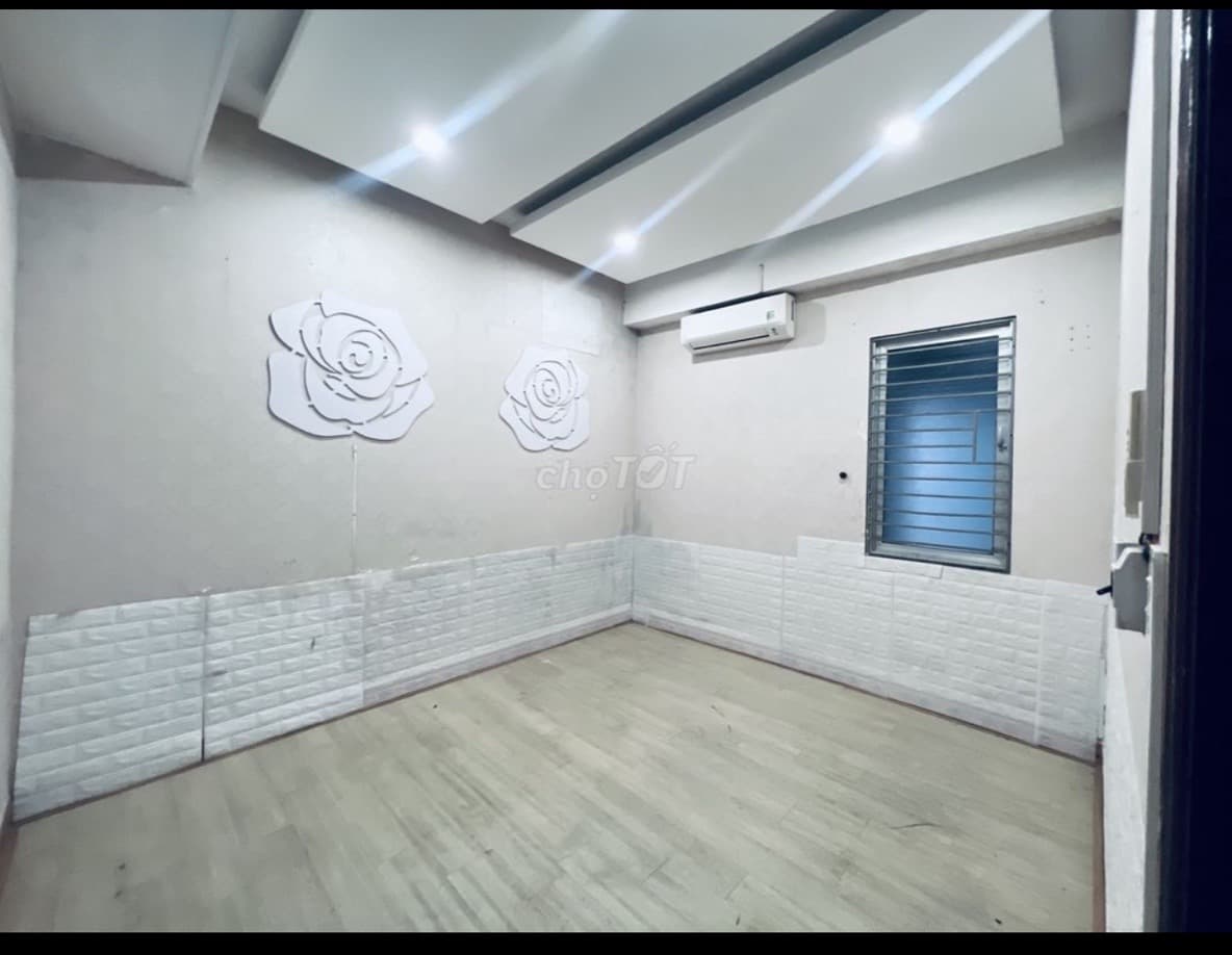 Nhà nguyên căn 2 tầng đường Đỗ Quang, diện tích 90m2, phù hợp kinh doanh - Ảnh 3