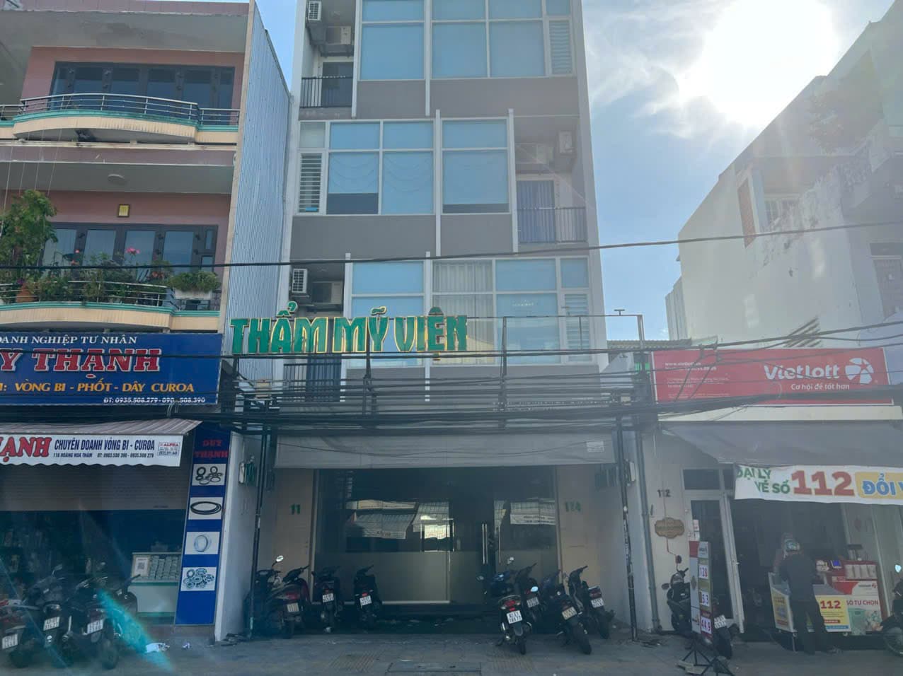 Nhà nguyên căn 6,5 tầng trống suốt đường Hoàng Hoa Thám, phù hợp kinh doanh