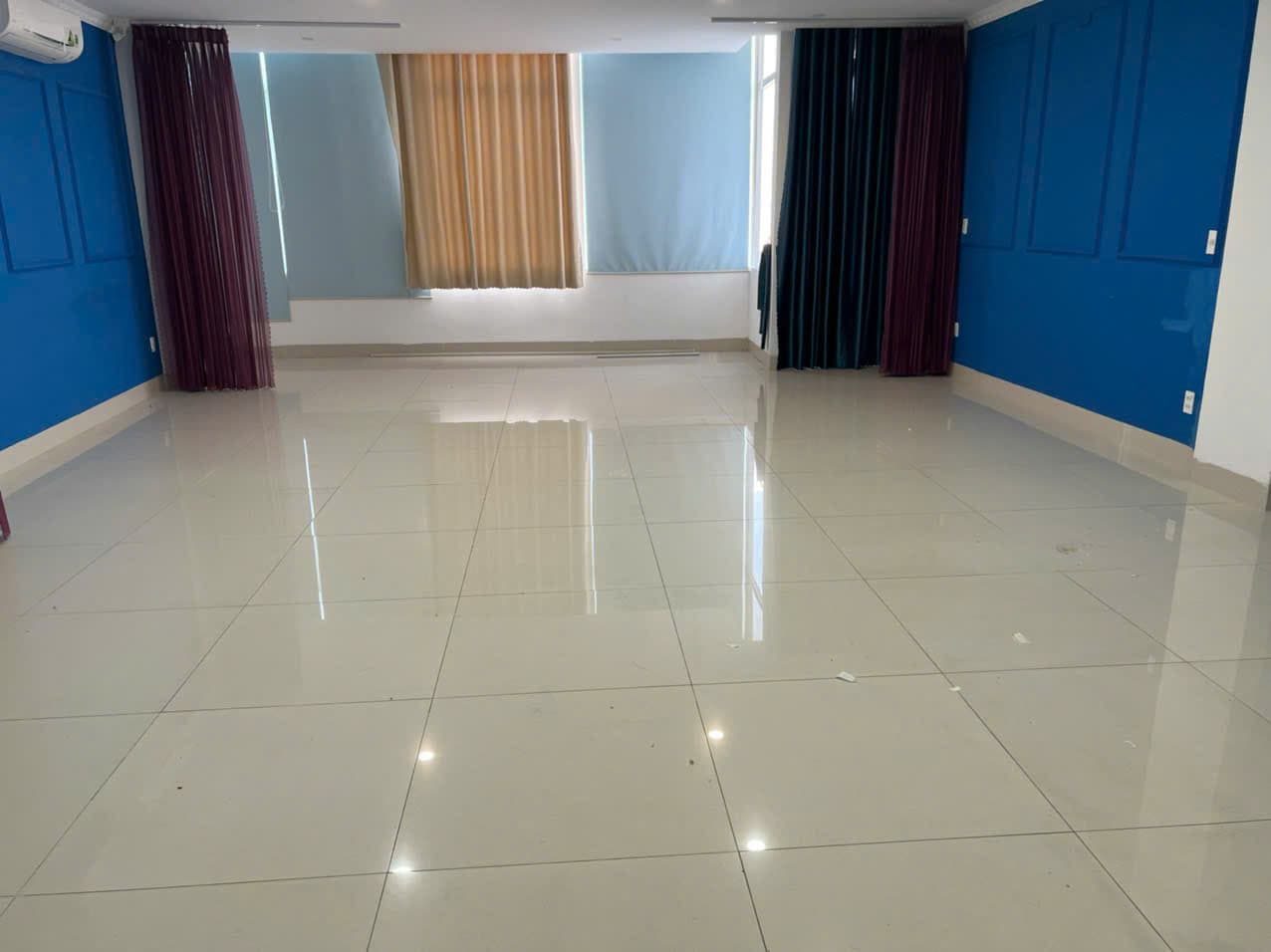 Nhà nguyên căn 6,5 tầng trống suốt đường Hoàng Hoa Thám, phù hợp kinh doanh - Ảnh 3