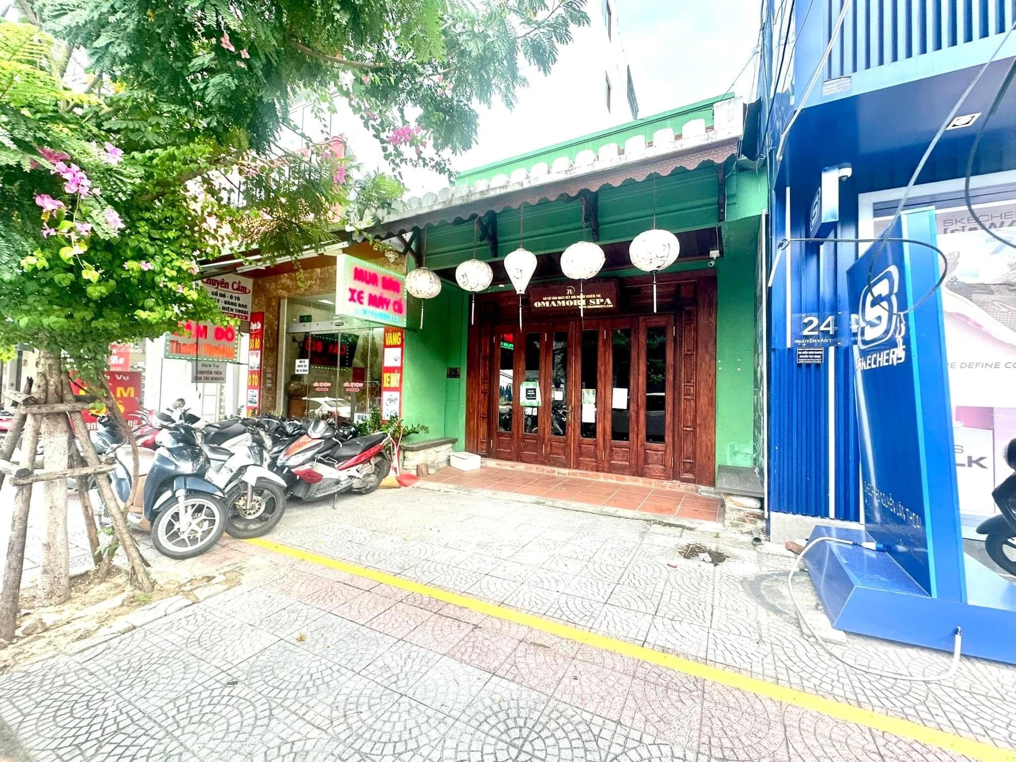 Nhà rường gỗ cổ mặt tiền Nguyễn Văn Thoại 150m² phù hợp làm spa, nhà hàng, cafe