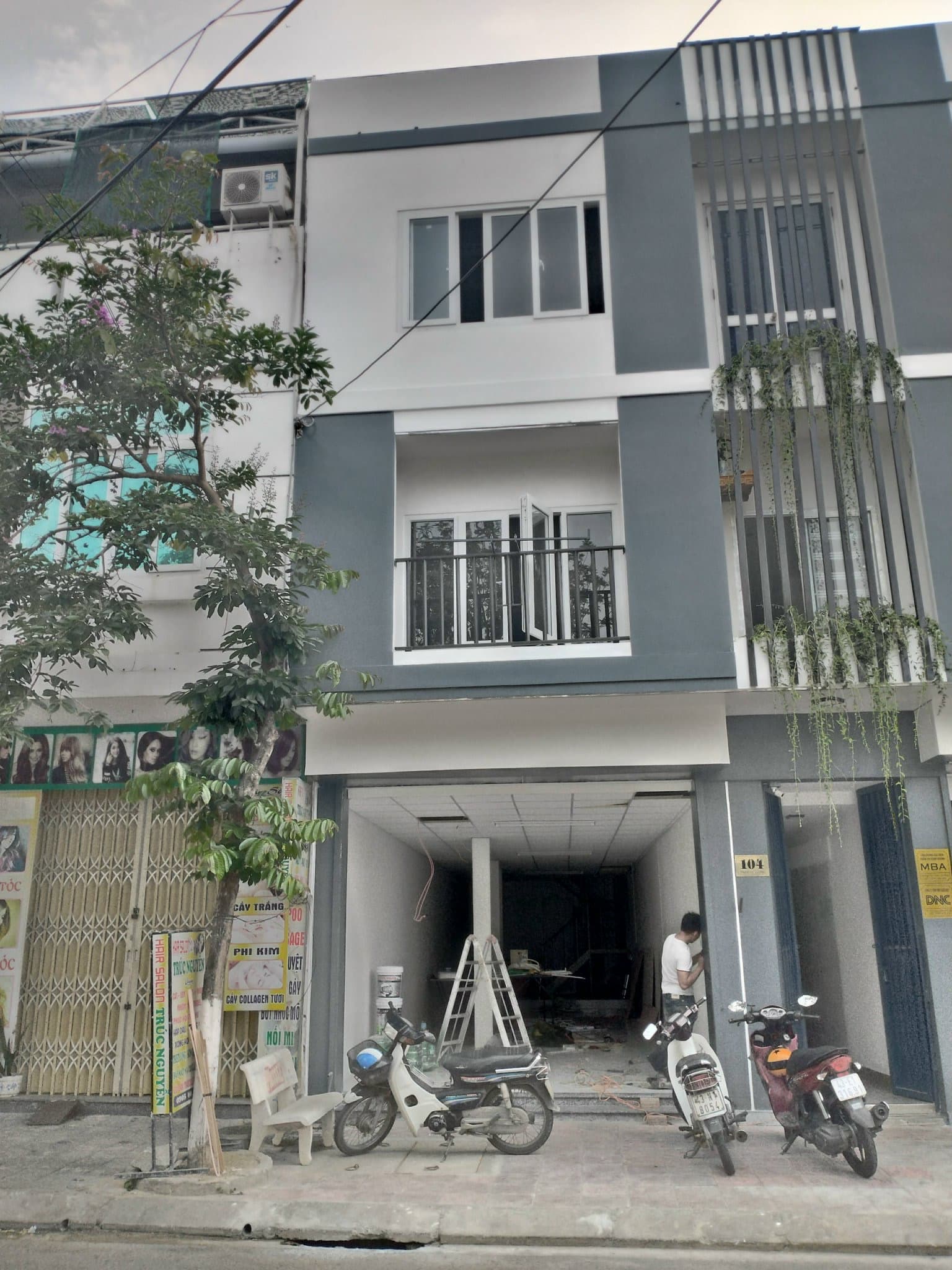Nhà nguyên căn 3 tầng Phạm Cự Lượng, diện tích 70m2, trống suốt