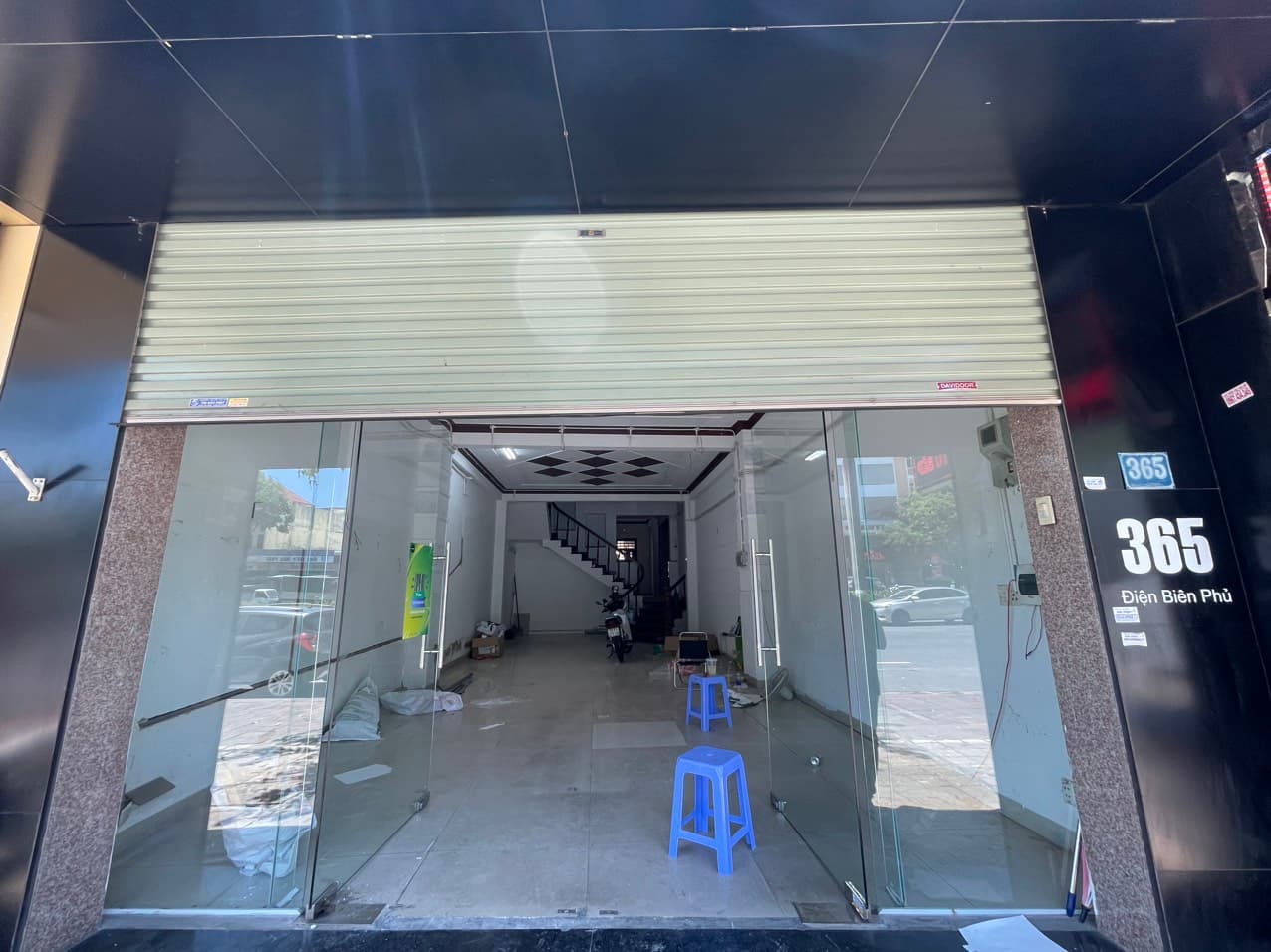 Nhà nguyên căn 3 tầng đường Điện Biên Phủ, diện tích 100m², phù hợp thuê linh động