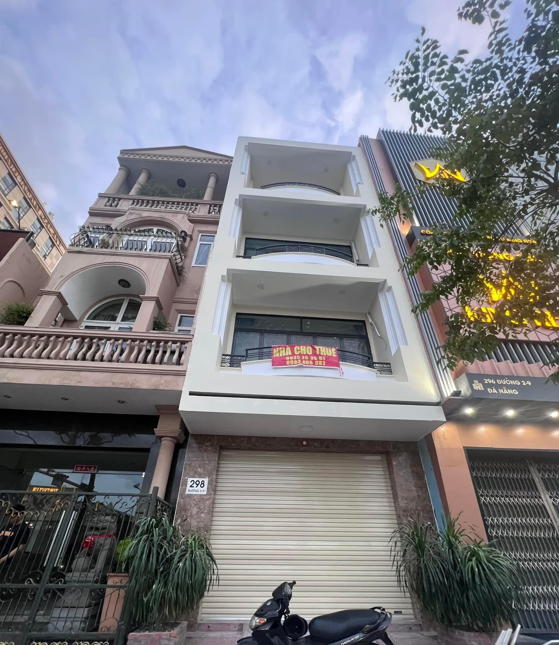 Nhà nguyên căn 4 tầng đường 2 tháng 9, quận Hải Châu, 125m², phù hợp kinh doanh và văn phòng